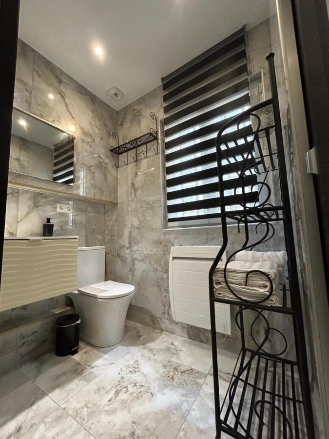 Loft 5 Places With View On Eiffel Tower Paris Exterior photo